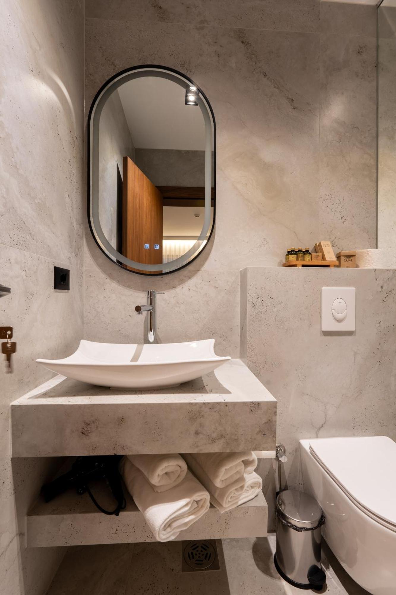 Ruby Hotel Prishtina Приштина Экстерьер фото