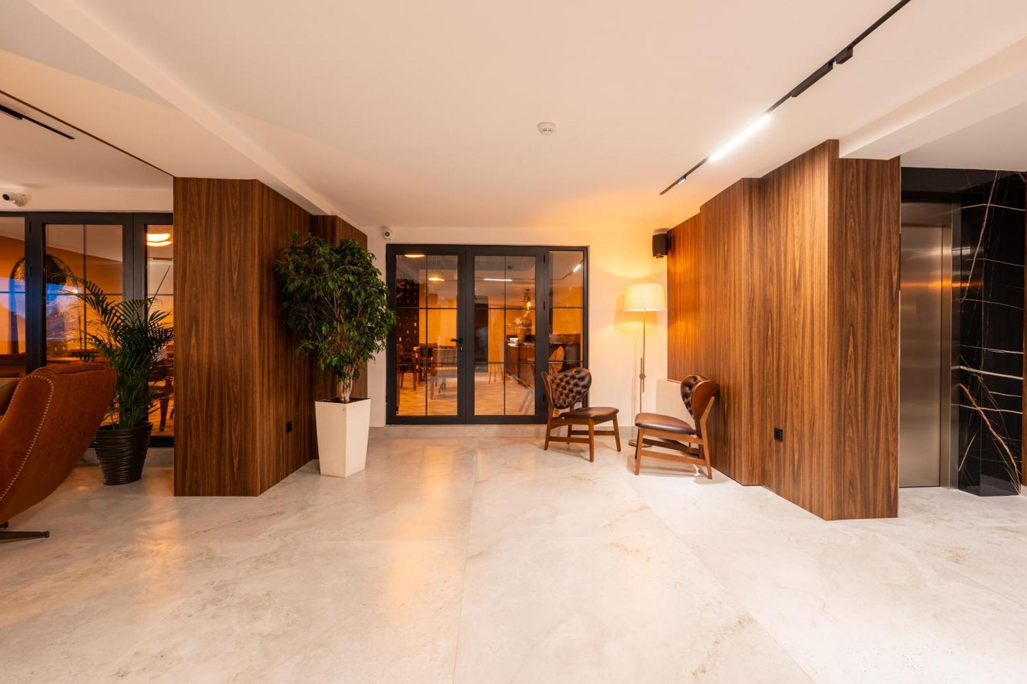 Ruby Hotel Prishtina Приштина Экстерьер фото