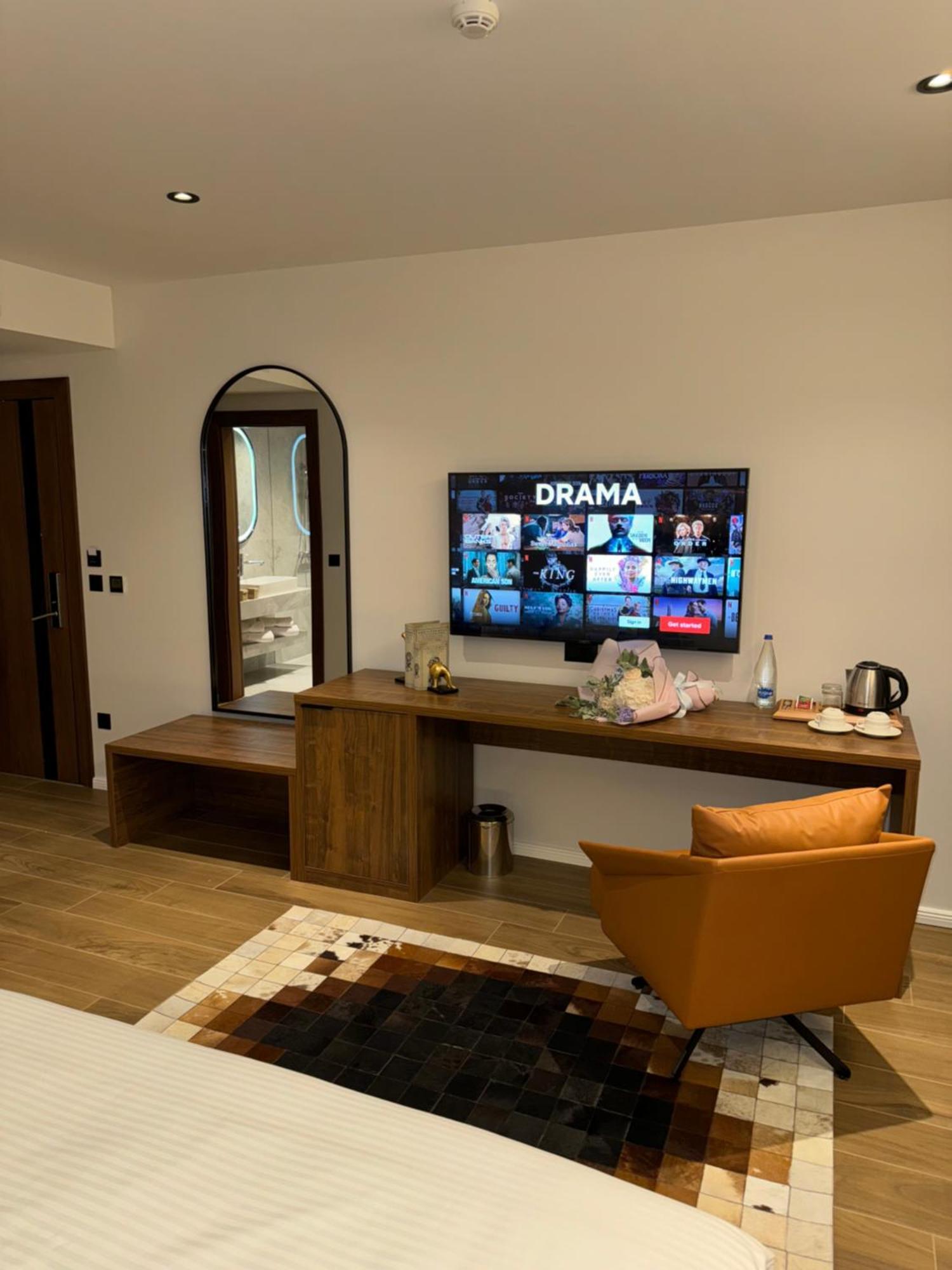 Ruby Hotel Prishtina Приштина Экстерьер фото